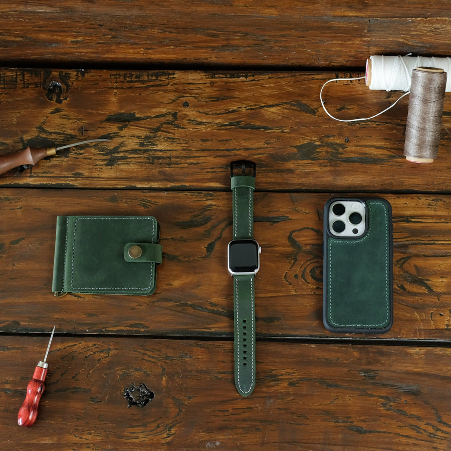 The Unparalleled Beauty and Benefits of Crazy Horse Leather for Leather Accessories