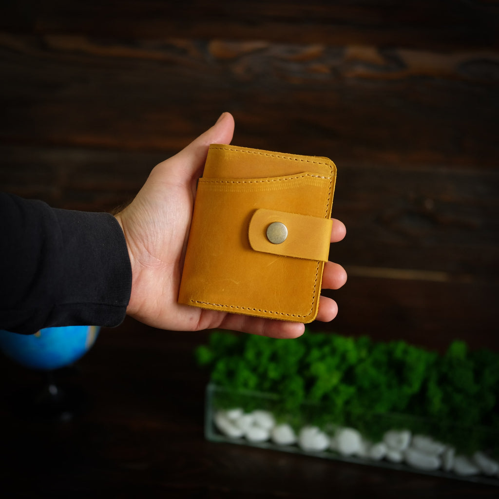 Compact Leather Wallet