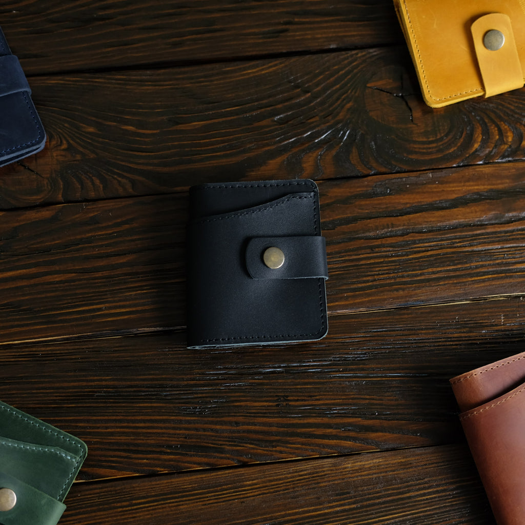 Compact Leather Wallet