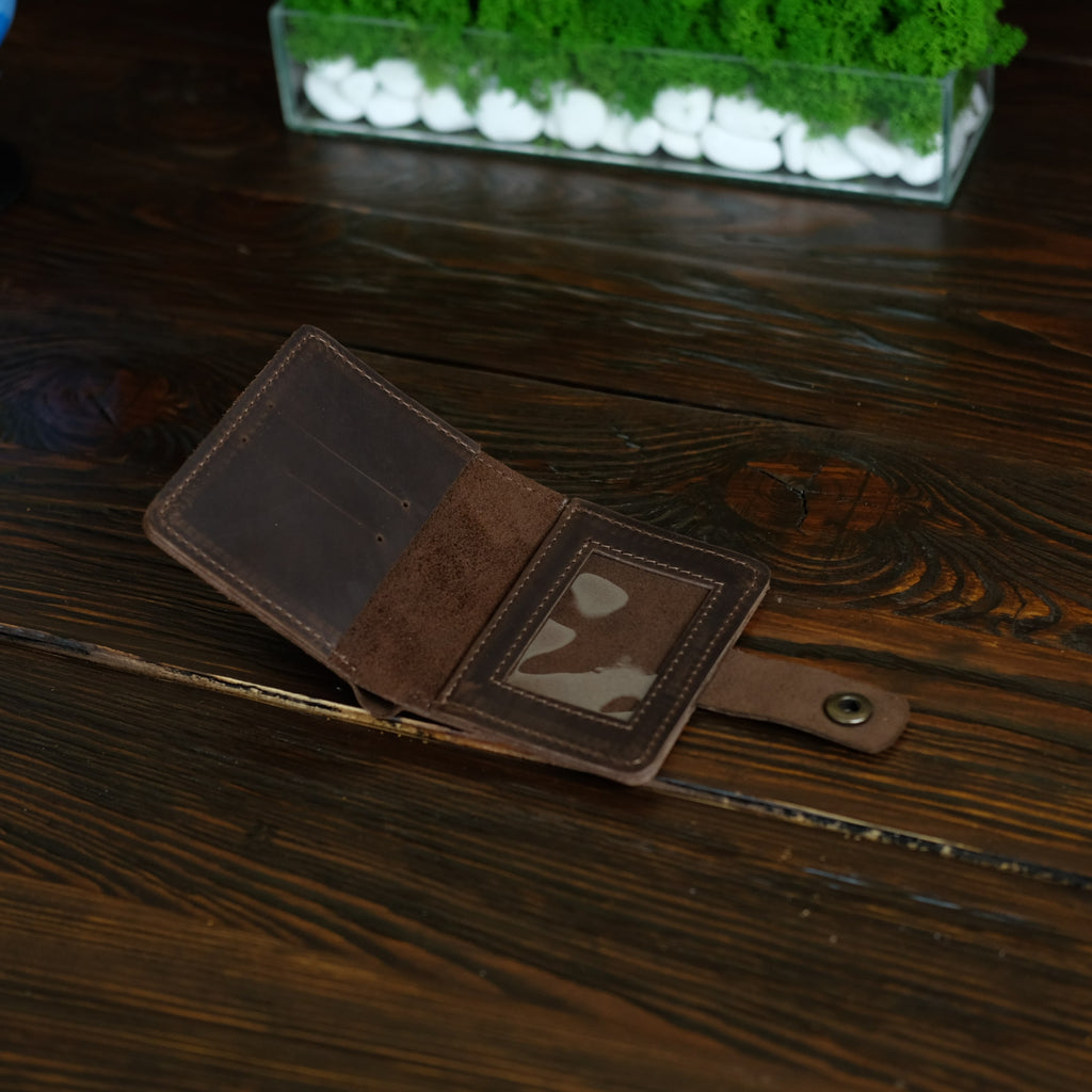 Compact Leather Wallet 