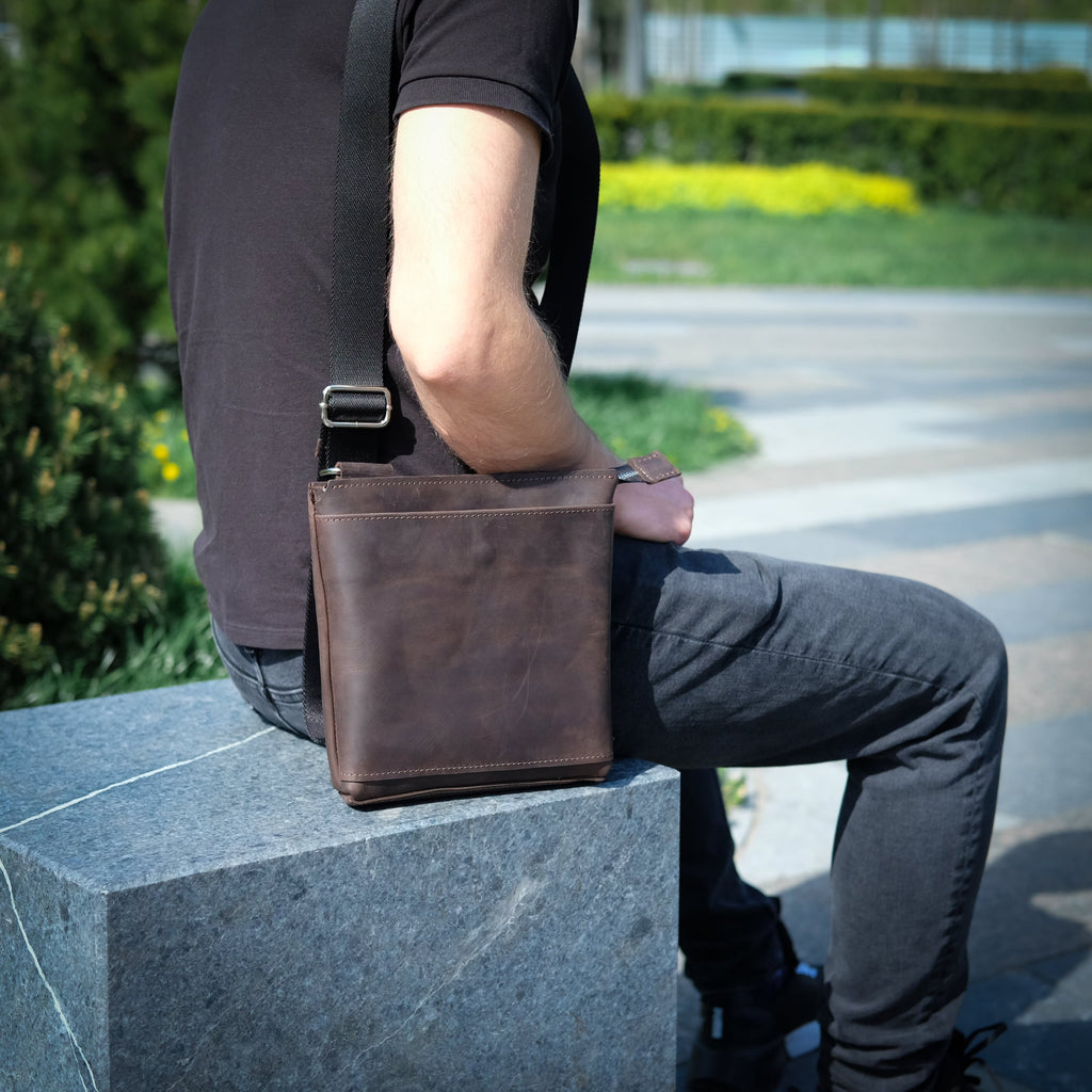 Leather mens bag Chocolate